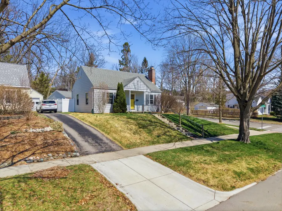 1102 Arborview Boulevard, Ann Arbor, MI 48103 - #2