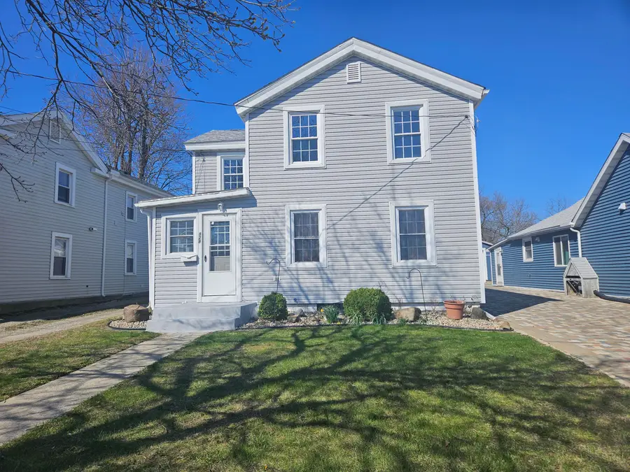 828 Division Street, Adrian, MI 49221 - #2