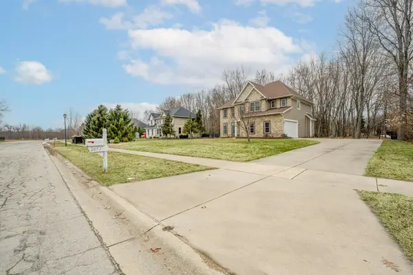 2651 Jefferson Drive, Stevensville, MI 49127