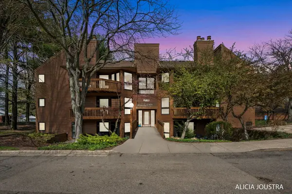 1296 Hillburn Avenue Nw, Grand Rapids, MI 49504