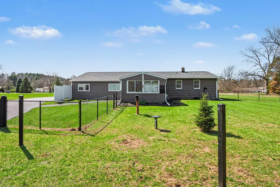 63253 30th Street, Lawton, MI 49065 - #2