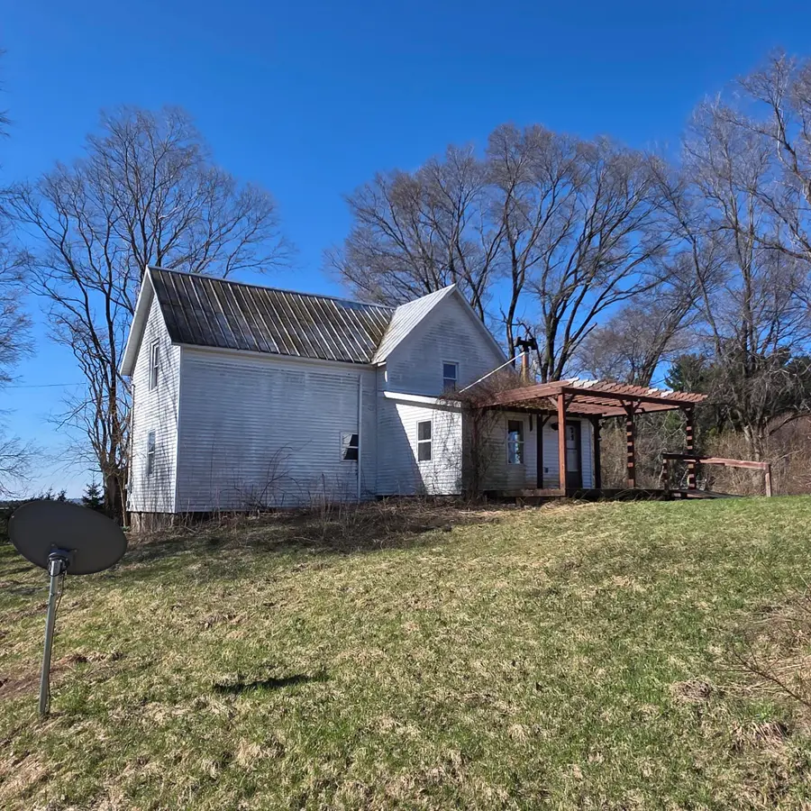 992 E Polk Road, Hart, MI 49420 - #3