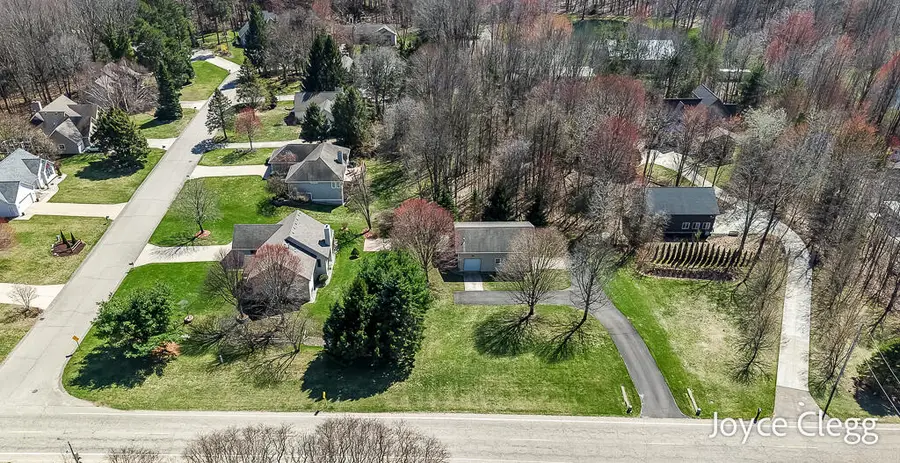 4596 Jack Pine Drive, Holland, MI 49423 - #2