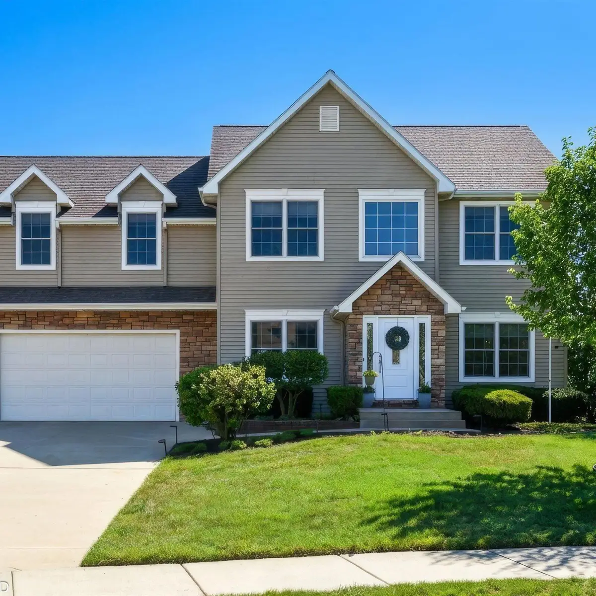 5915 Wacker Drive, Stevensville, MI 49127 - #1