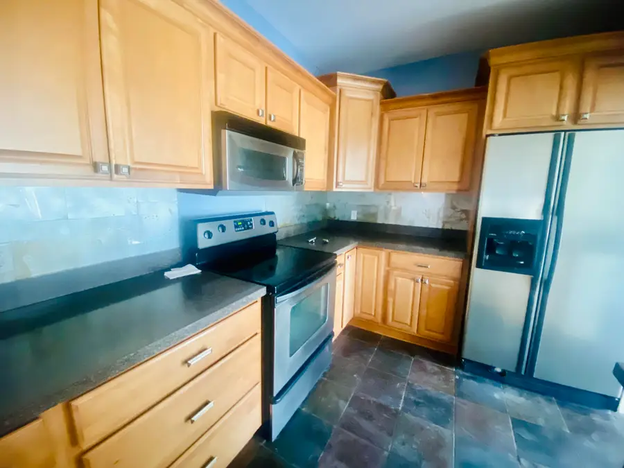 860 E Michigan Avenue, Marshall, MI 49068 - #2