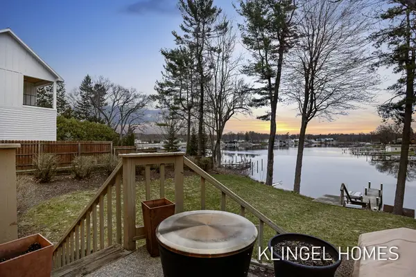 19094 Walden Drive, Spring Lake, MI 49456