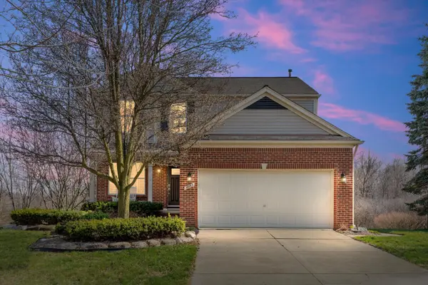 10153 E Avondale Circle, Ypsilanti, MI 48198