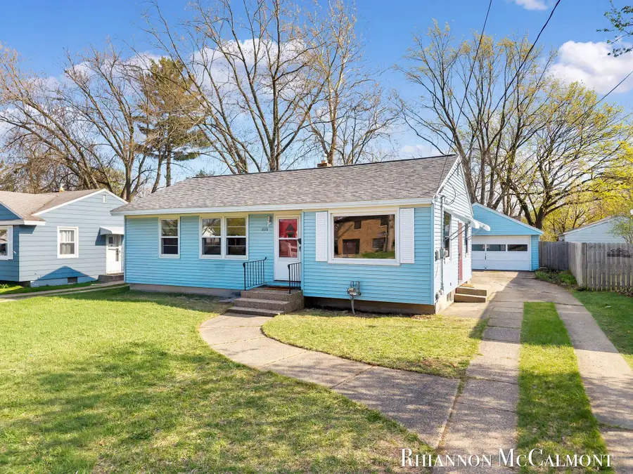 1116 Cricklewood Street Sw, Wyoming, MI 49509 - #2