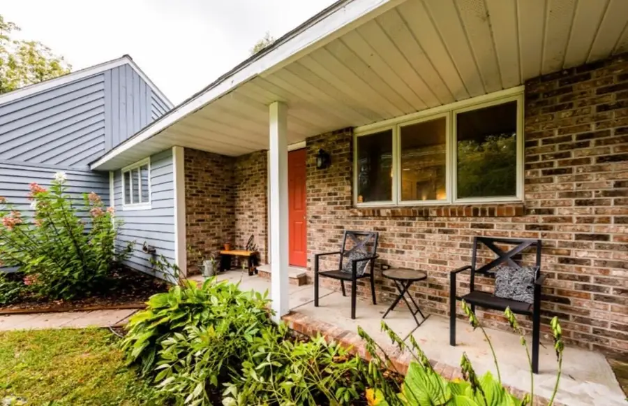 3342 Washington Avenue, Saint Joseph, MI 49085 - #2