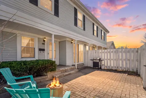 8574 Spinnaker Way, Ypsilanti, MI 48197