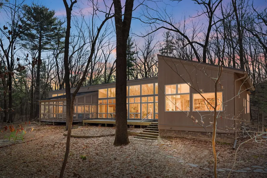 4249 Lake Road, Stevensville, MI 49127 - #2