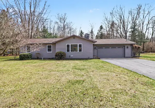 6335 Shagway Road, Ludington, MI 49431