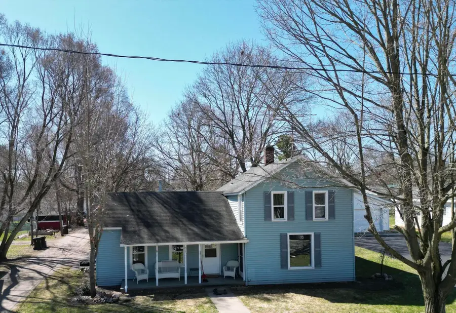 315 W Pere Marquette Street, Big Rapids, MI 49307 - #2