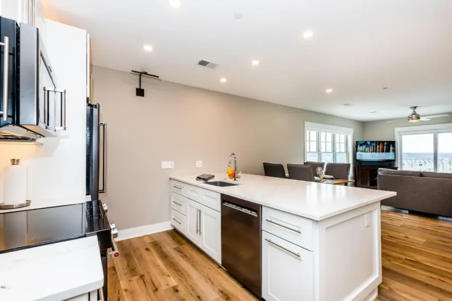 800 Whitwam Drive #5 & 5A, Saint Joseph, MI 49085 - #2