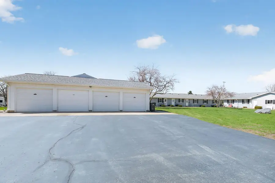 1310 N Boltwood Street #6, Hastings, MI 49058 - #3