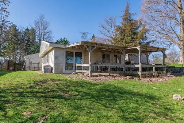 8130 W Q Avenue, Kalamazoo, MI 49009