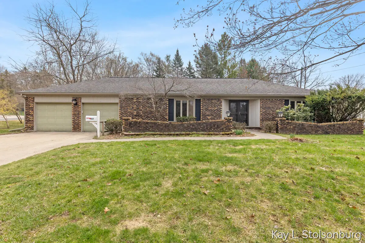 817 N Glenwood Street, Hastings, MI 49058 - #1