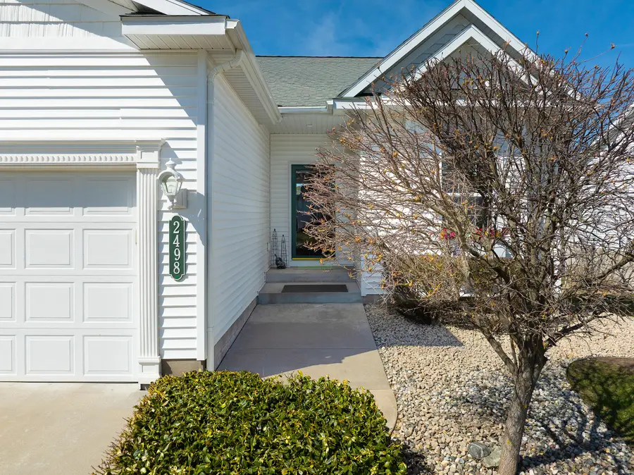 2498 E Turning Leaf Way, Fruitport, MI 49415 - #3