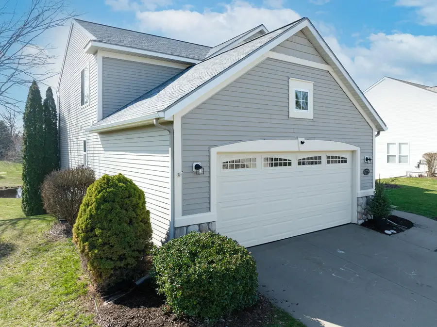 6779 Winter Creek Road, Norton Shores, MI 49444 - #2