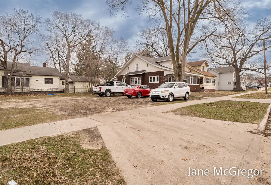 1350 Arthur Street, Muskegon, MI 49442 - #3