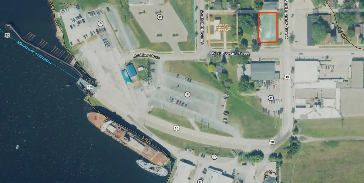 102 W Dowland Street, Ludington, MI 49431 - #1