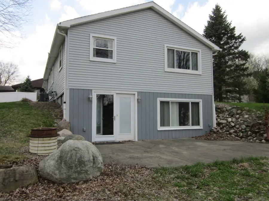 24535 60th Avenue, Mattawan, MI 49071 - #3