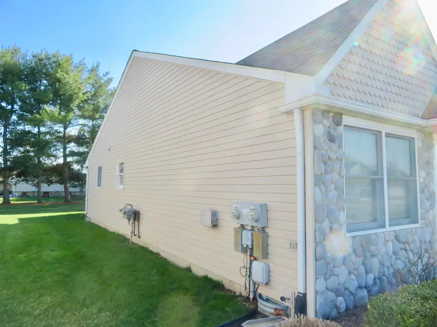 375 O'brian Drive, Milan, MI 48160 - #2