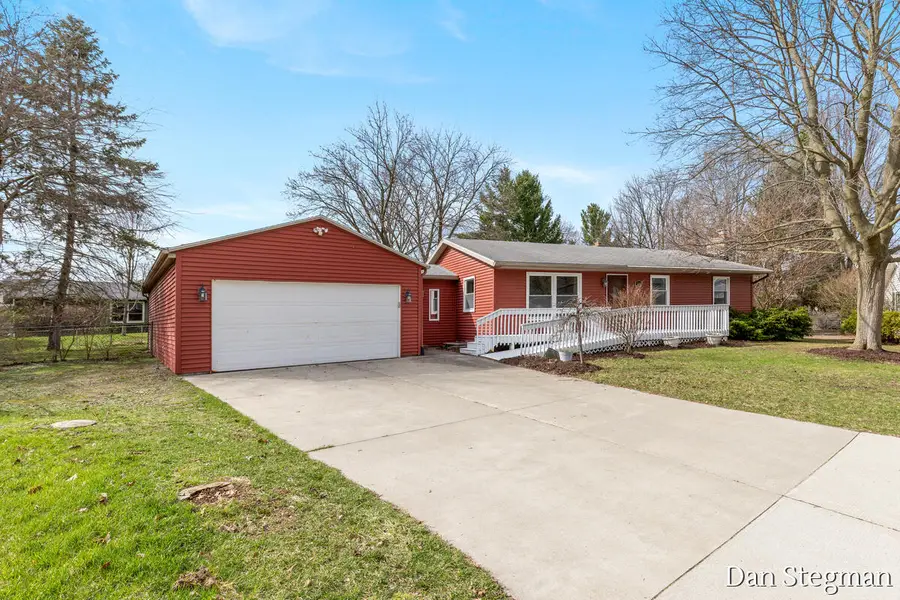 2791 Sandalwood Court Ne, Grand Rapids, MI 49525 - #2