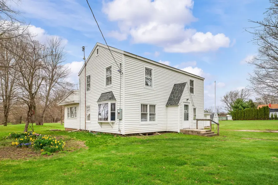 13690 Cleveland Avenue, Buchanan, MI 49107 - #3