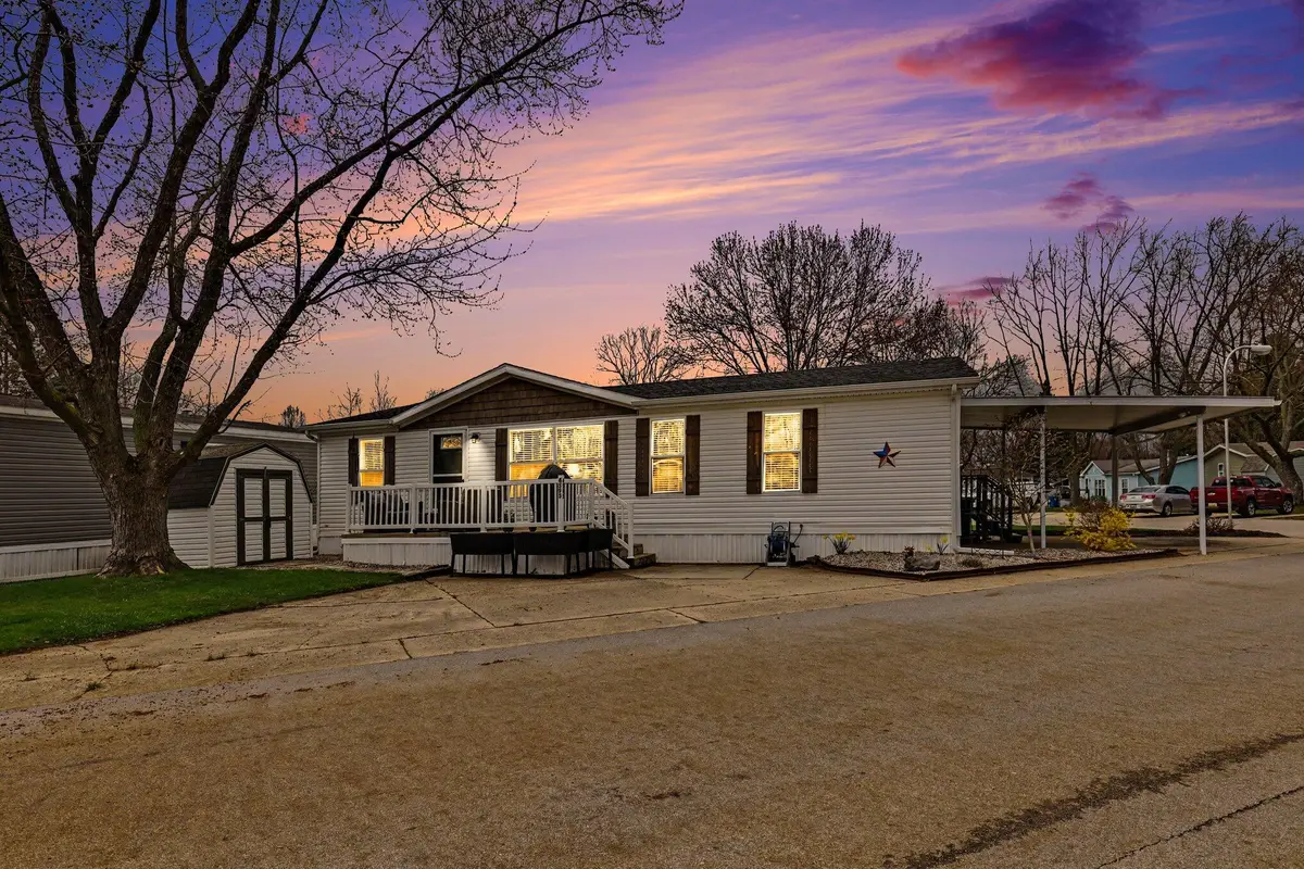 4595 Quebec Avenue Sw, Wyoming, MI 49519 - #1