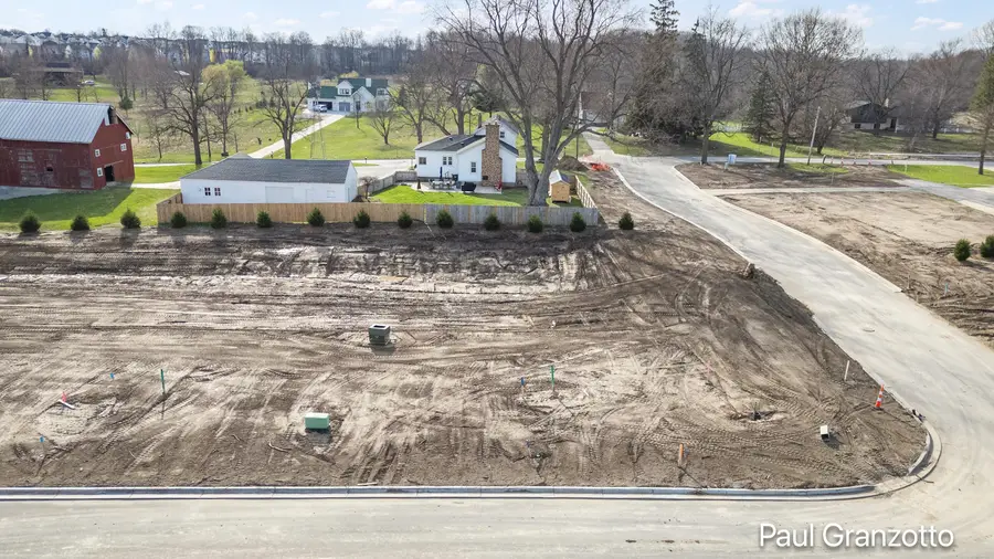 3026 Dawson Dr, Kentwood, MI 49512 - #3