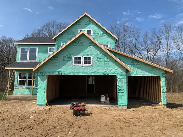 1417 Kimber Drive, Lowell, MI 49331