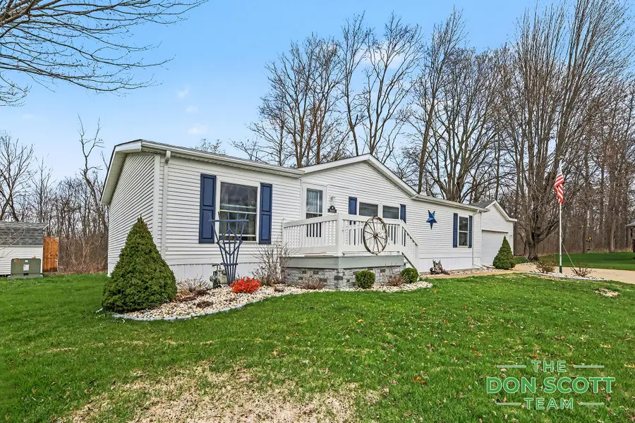 3461 Cloverfield Drive, Cedar Springs, MI 49319 - #3