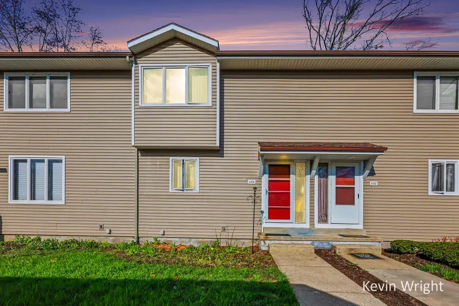 1374 W Norton Avenue #3, Muskegon, MI 49441 - #2