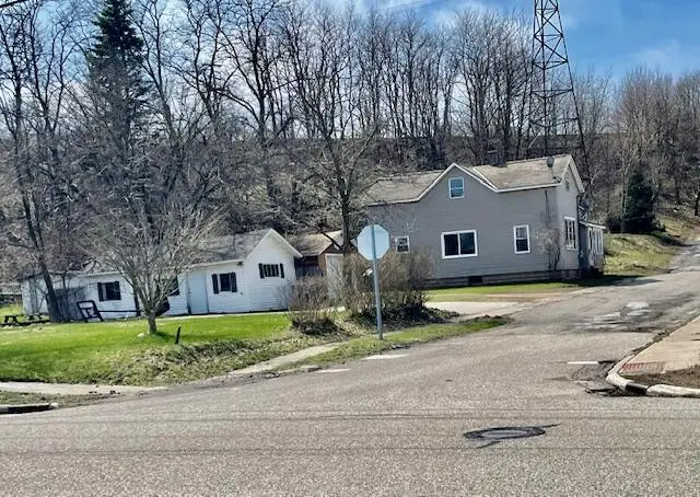 183 12th Street, Manistee, MI 49660 - #2