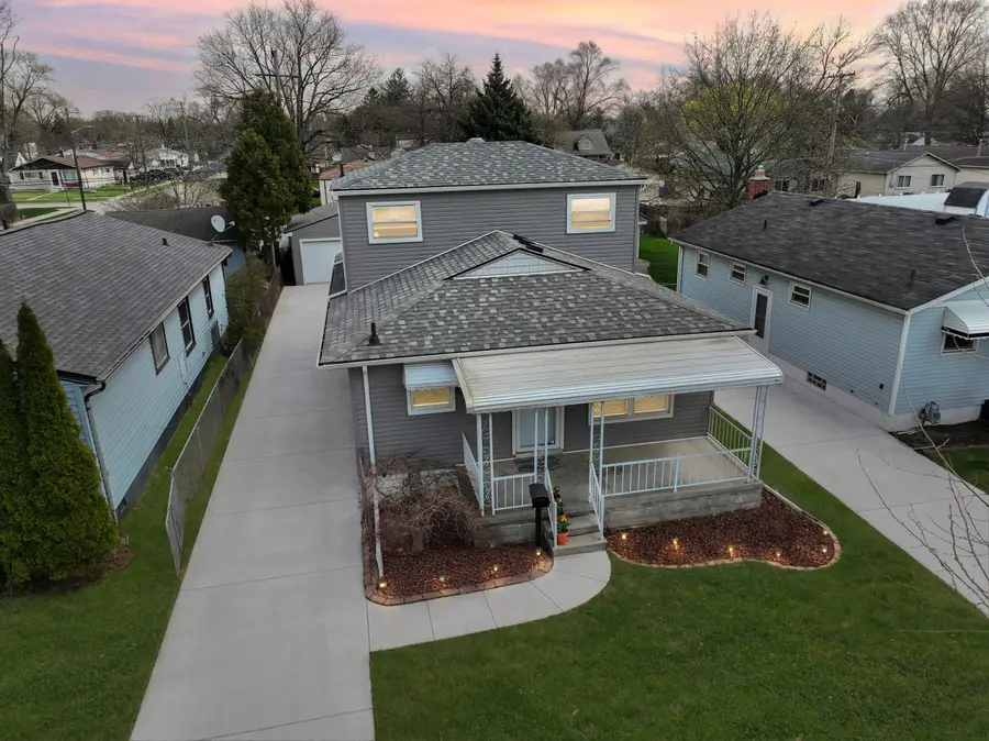 4911 Detroit Street, Dearborn Heights, MI 48125 - #2