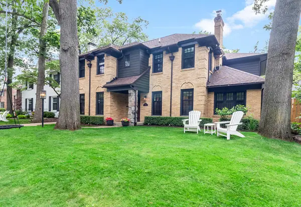 1617 Alexander Street Se, East Grand Rapids, MI 49506