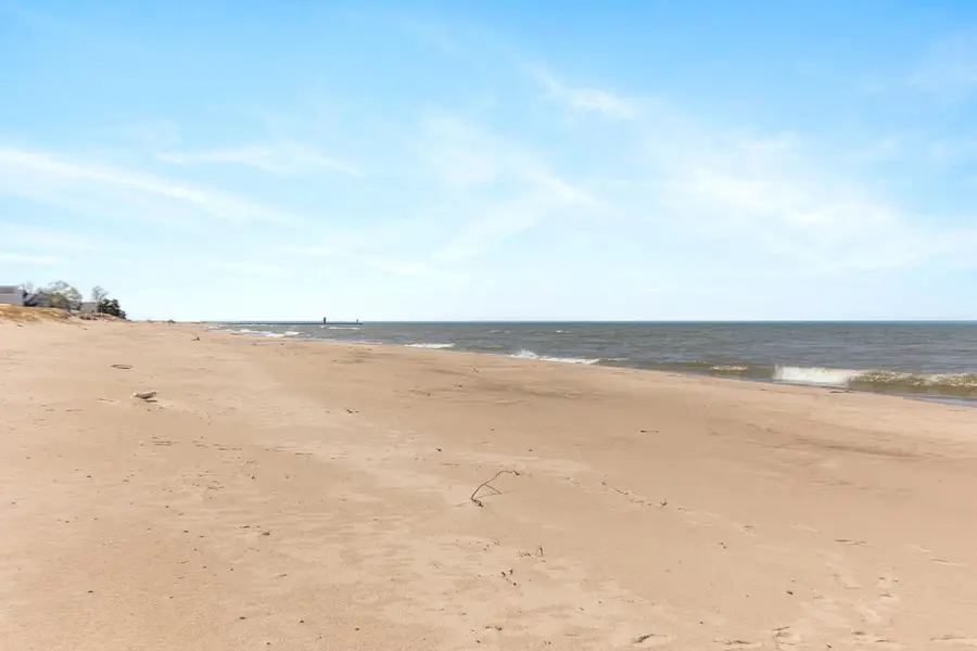 222 Oak Street, South Haven, MI 49090 - #3