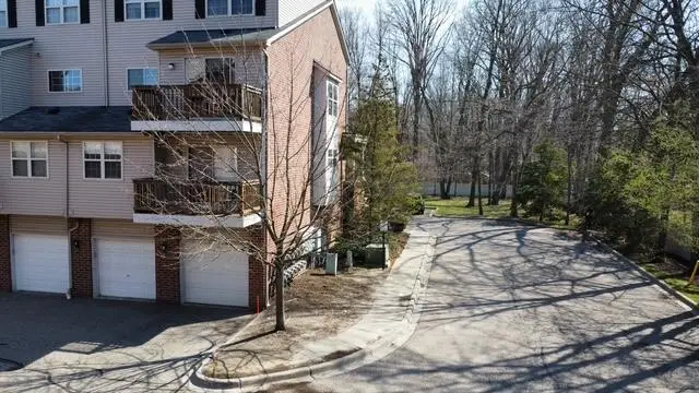 16874 Farmington, Livonia, MI 48154 - #3