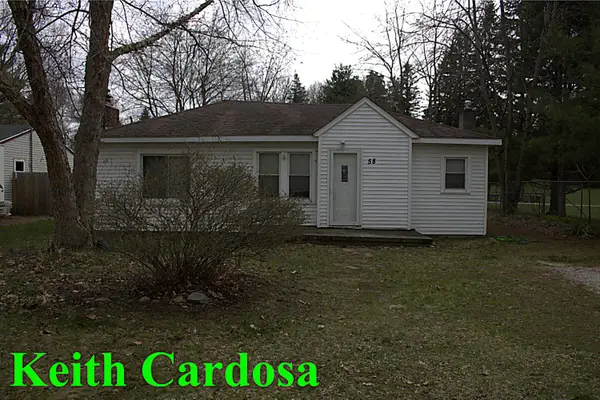 58 Warbler Drive Ne, Sparta, MI 49345