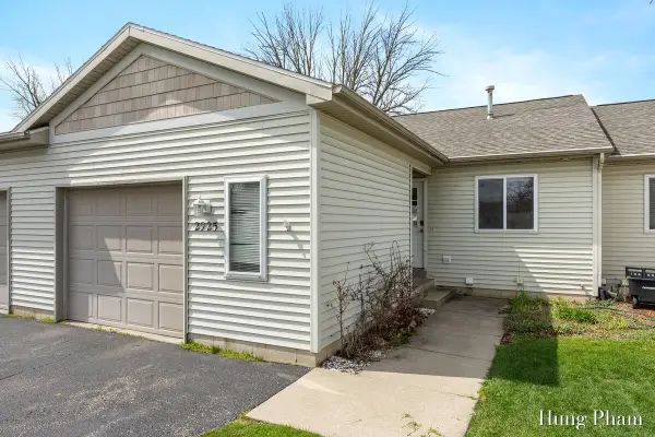 2925 Harmony Court, Wyoming, MI 49519