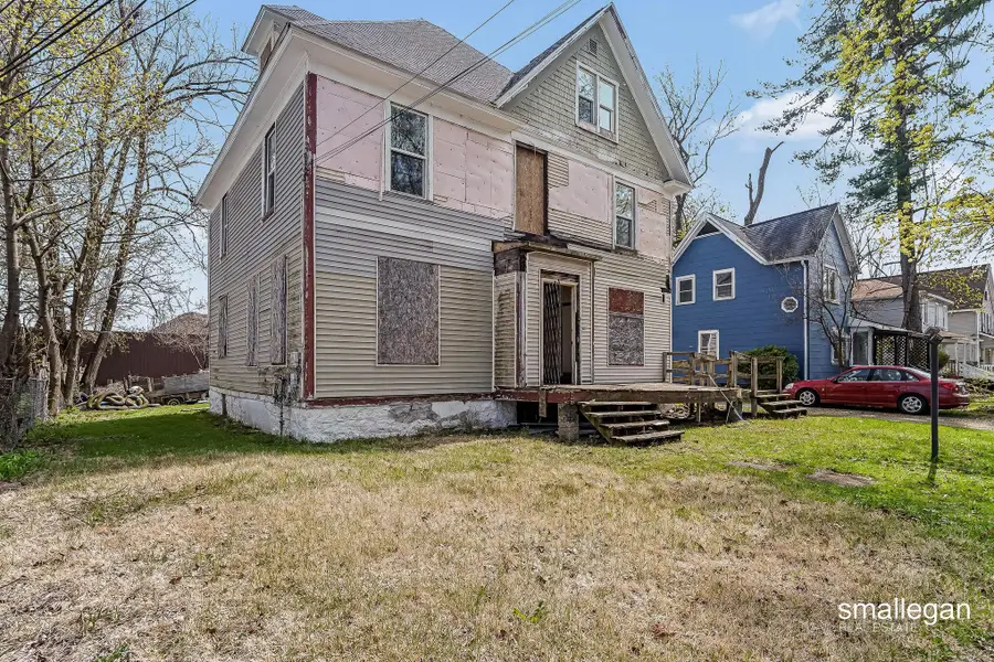 821 Clarence Street, Kalamazoo, MI 49001 - #3