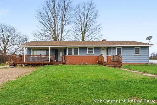 5375 Lansing Road, Charlotte, MI 48813