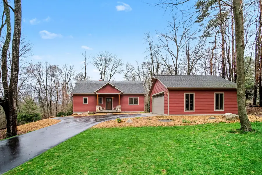 8421 Squires Street Ne, Rockford, MI 49341 - #2