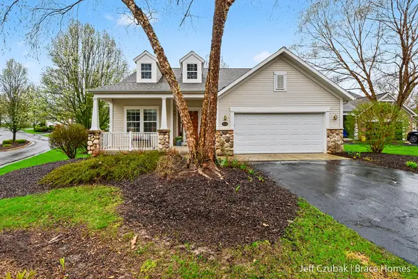 3550 Mill Point Drive Se, Kentwood, MI 49512