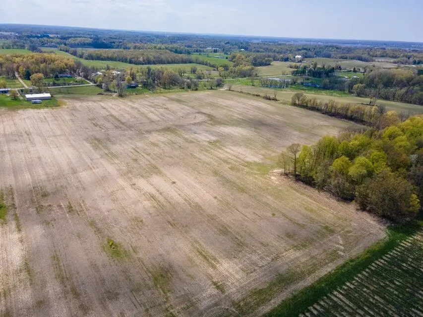 E East Shawnee Road, Berrien Springs, MI 49103 - #2