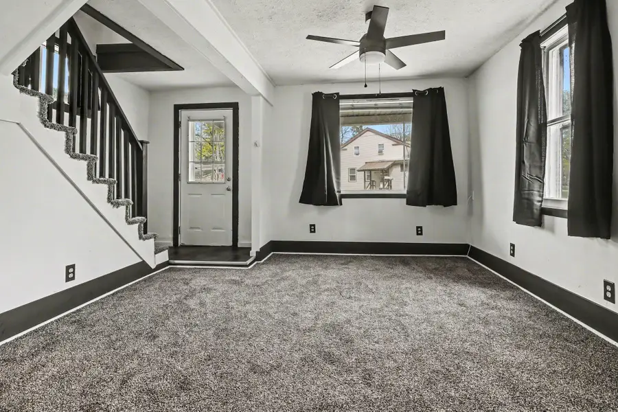 122 S 5th Street, Niles, MI 49120 - #3