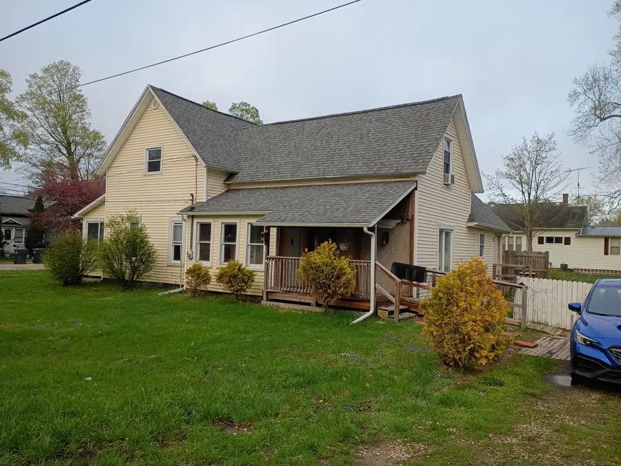 109 E Cass Street, Bangor, MI 49013 - #3