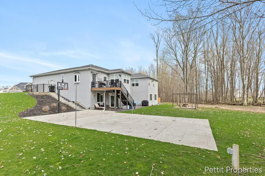 1835 Gloryfield Drive Sw, Byron Center, MI 49315 - #2