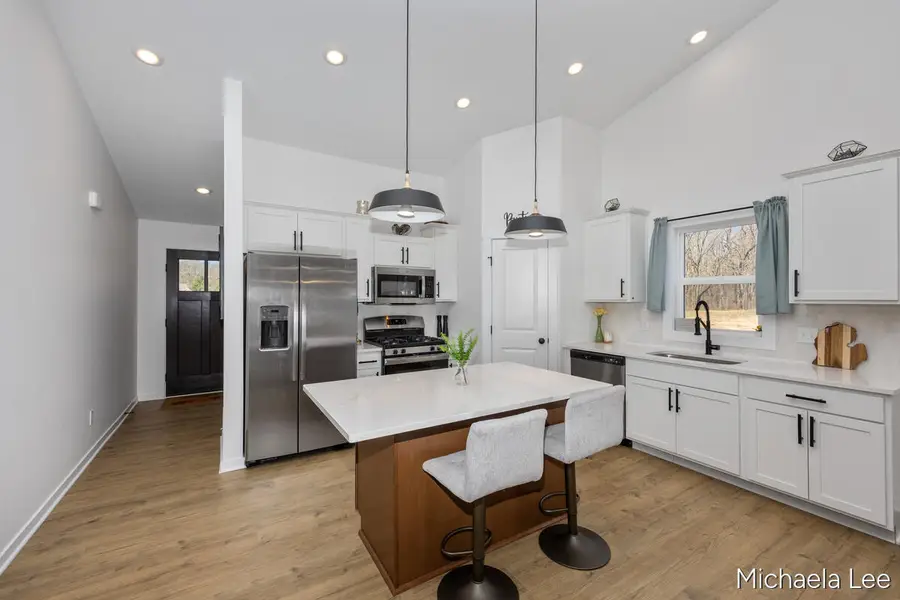 1548 N Village Circle, Kalamazoo, MI 49009 - #3